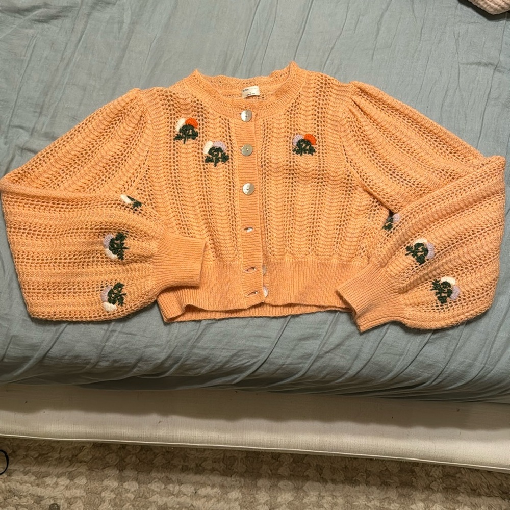 Le Fou Wilfred Aritzia Pink Floral Mother of Pearl Cardigan Sweater.